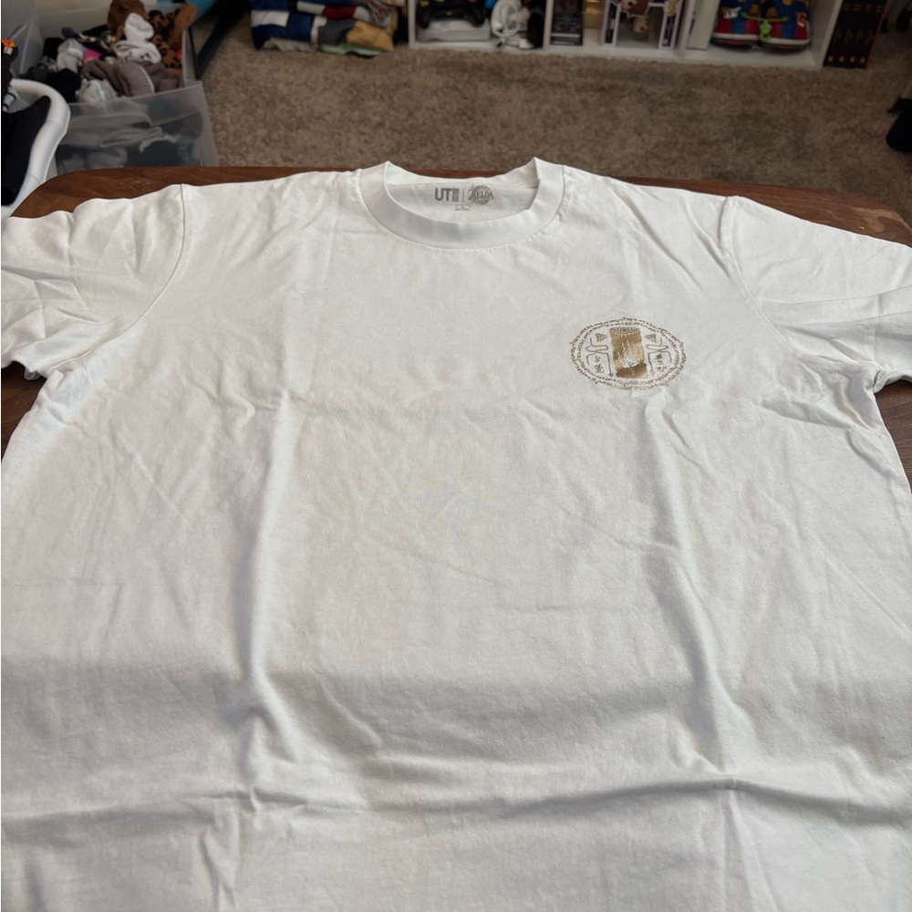 Uniqlo Legend of Zelda Tears of the Kingdom